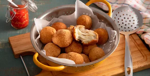 Mandioca, macaxeira ou aipim: veja 4 receitas com a raiz mais utilizada no Brasil
