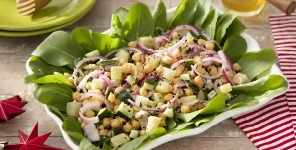 Salada de Grão de Bico com Batata doce